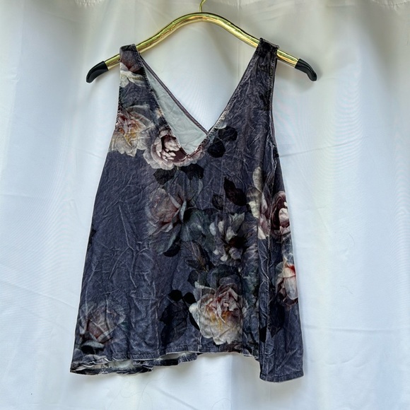 Johnny Was velvet floral tank - Picture 4 of 7